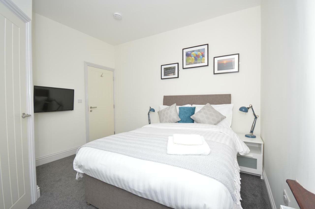 Lexicon House - 4 Bedrooms 3 Bathrooms Apartment *